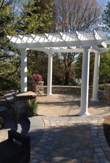 Reading Circle Paver Patio with Pergola