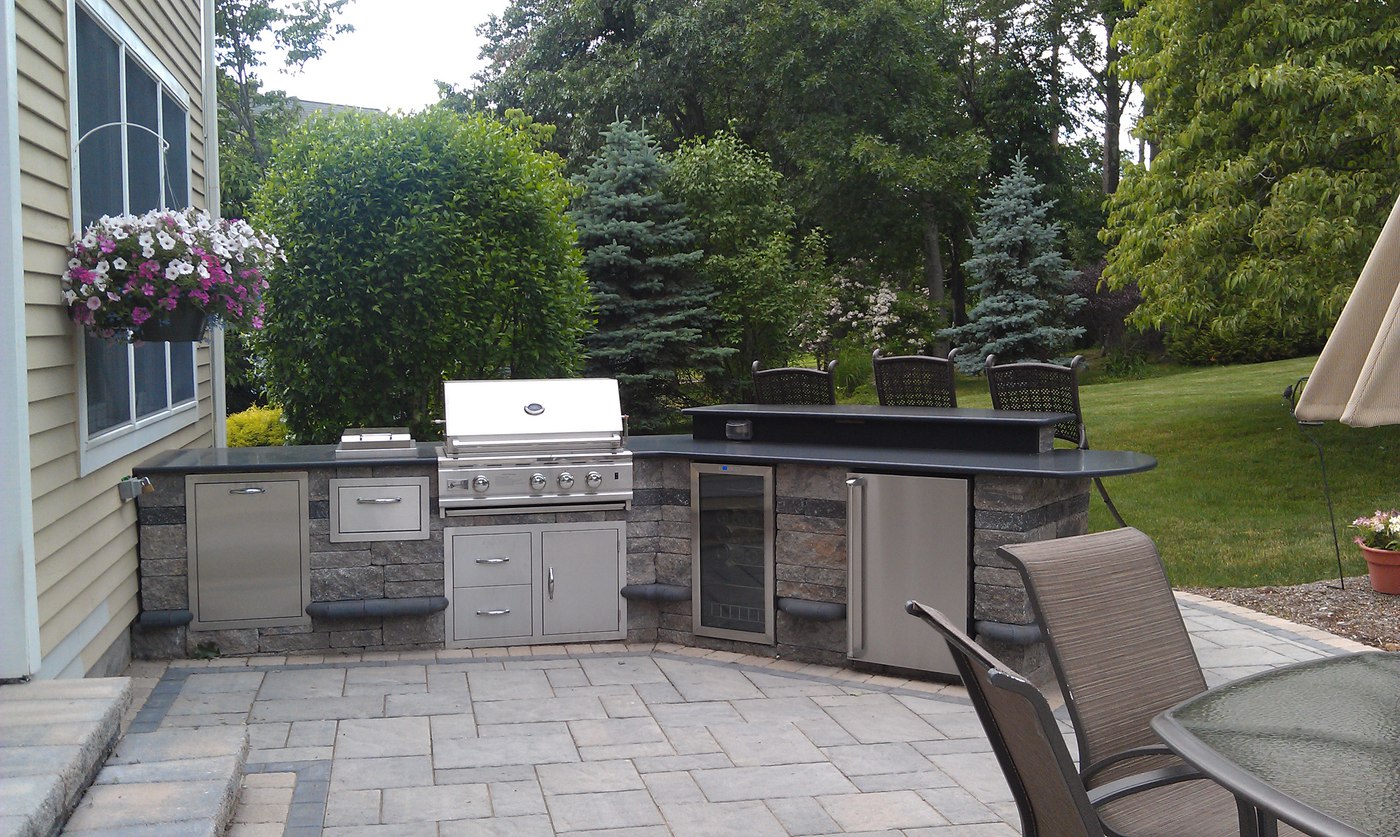 How to Create your Dream Outdoor Kitchen
