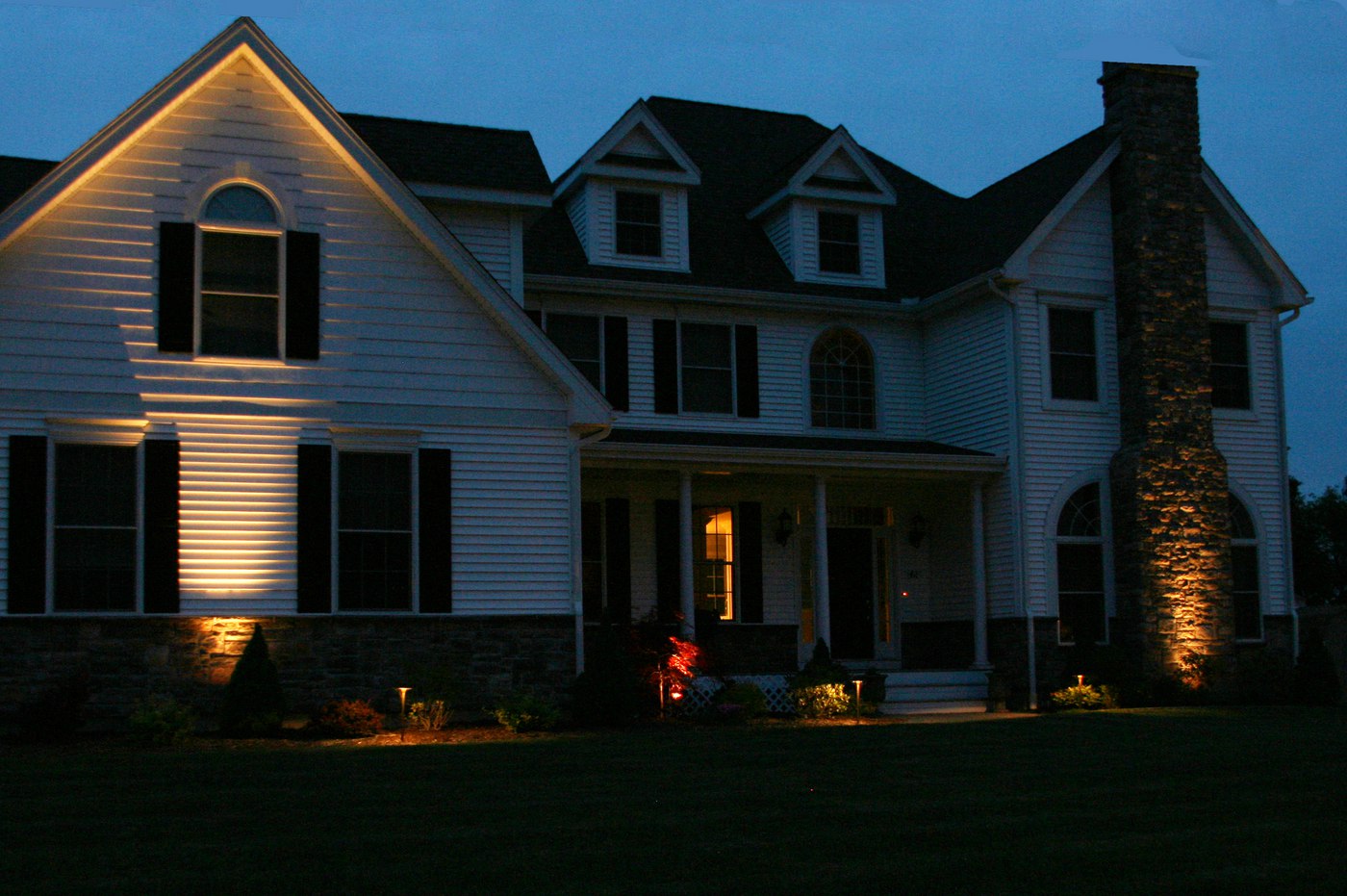 landscape lighting on the front of home
